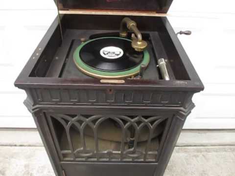 Edison Diamond Disc Phonograph w/Vast Record Collection