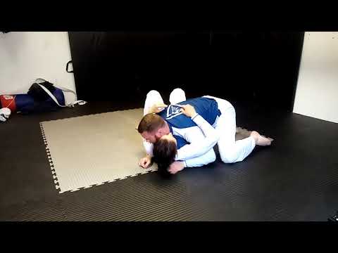 Gracie Combatives lesson 14: Body Fold Takedown