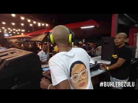 DJ Buhle Bezulu Moves