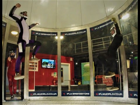 Indoor skydiving -  Session #15 with @Tunnel Ninja! Front Layout + Stag!