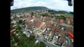 preview picture of video 'Video vieille ville depuis drone RC'
