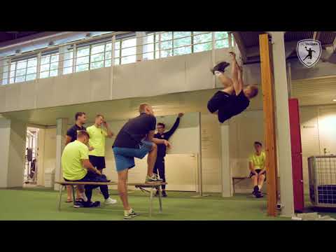 Esindusmeeskonna kehalised katsed