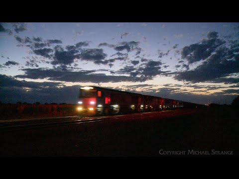 3PM9 SCT Freight Train Passes At Dusk (4/2/2024) - PoathTV Australian Railways