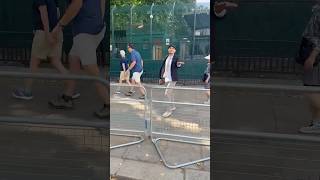 This isn’t the first time I’ve seen him. But was the last one he spat someone! #pickpockets #london