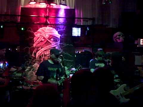 VID00003 - 5-24-13 - UP IN IRONS - BOULEVARD TAVERN - 3 OF 7