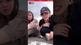 ライブ配信　胸チラを指摘されるも気づけば胸チラ　谷間