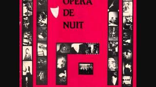 Kadr z teledysku Larmes de sang tekst piosenki Opéra de nuit