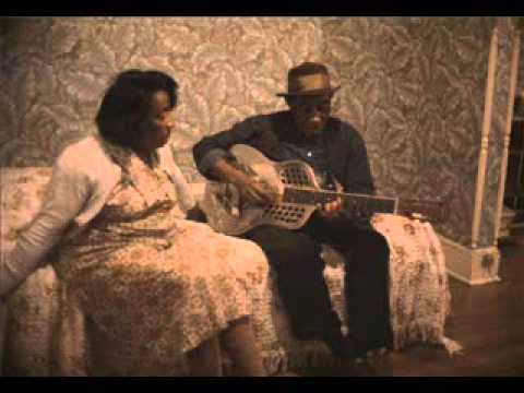 Mississippi John Hurt live 08-29-64