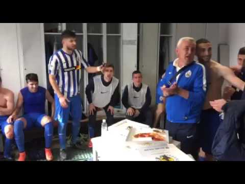 Slavlje u svlačionici nakon 0:3 u Puli i hattricka Franka (29. kolo, 2.4.2016.)