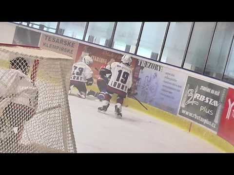 22.10.2017 ZS Děčín  HC Slovan Louny"B" - HC Děčín"B" 16:2 (7:0 5:0 4:2) II.tř.