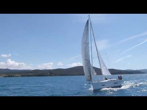 Solaris 37 navigando nel golfo di Follonica