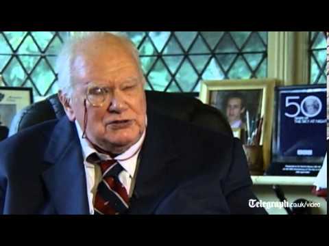 Sir Patrick Moore on amateur astronomy