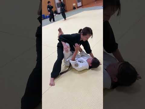 女子柔術スパーリング #武道塾 #総合格闘技 #空手 #柔術