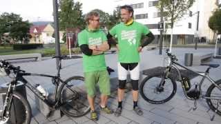 preview picture of video 'Adams & Kobelt auf dem Rennsteig-Radweg: Start in Ilmenau'