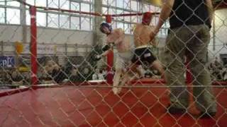 preview picture of video 'MMA Barlinek 27.03.2010 Michał Zembroń 65 kg Gracie Barra Chodzież'