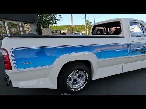 1976 Dodge D100 Pickup