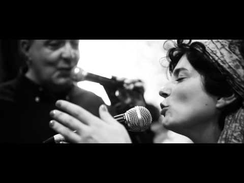 Falsa Baiana (Geraldo Pereira) BandazZ Bossa in a jazzy dress