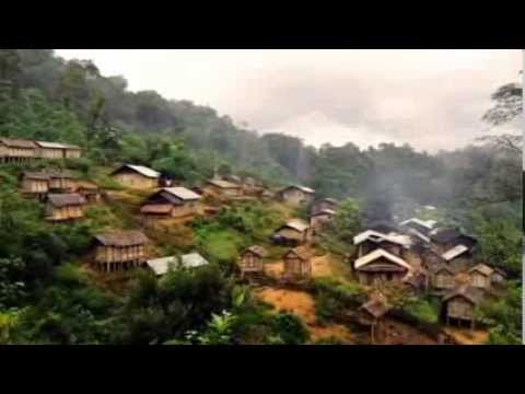 Nyob Ntawm Hmoov by: LojLeeb Band