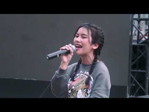 Keseruan Musikustik di Anjungan Sarinah (26/8) #GlobalKustik