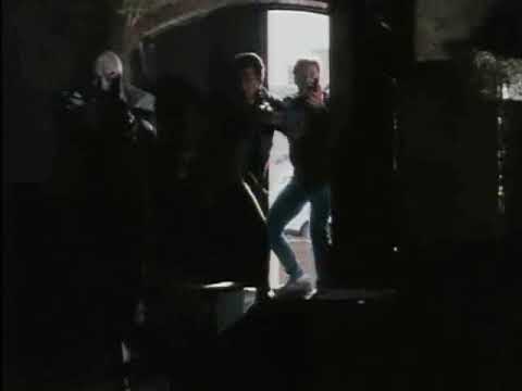 Dempsey & Makepeace S01E07 - Scene 2