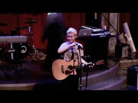 17-year-old phoebe bridgers - waiting room