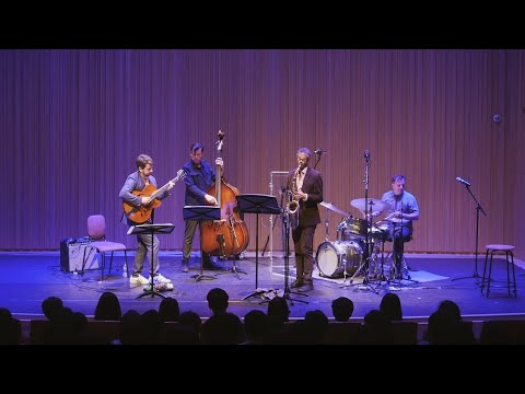 Jochen Rueckert Quartet - Pretty From Afar