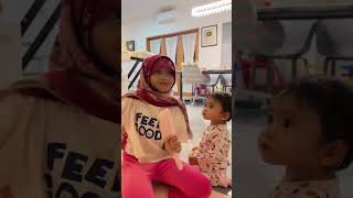 Download lagu LEXIE BINGUNG KAK LEIKA JOGET SENDIRI PAKE KERUDUNG BUNDA😂 #leika #shorts #viral mp3 Download lagu LEXIE BINGUNG KAK LEIKA JOGET SENDIRI PAKE KERUDUNG BUNDA😂 #leika #shorts #viral mp3