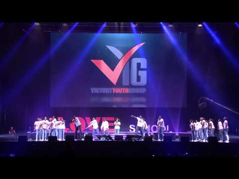 VYG | Push It On Top | Love School 2014 @ Wembley Arena