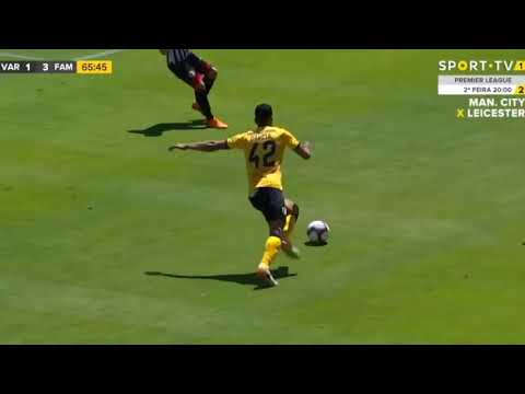 Golo de Fabricio Simoes contra o Varzim