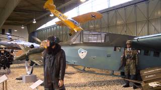 preview picture of video 'Luftwaffenmuseum d. Bundeswehr Berlin-Gatow (Hangars)'