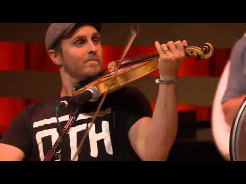 Lemon Bucket Orkestra - Closing Performance