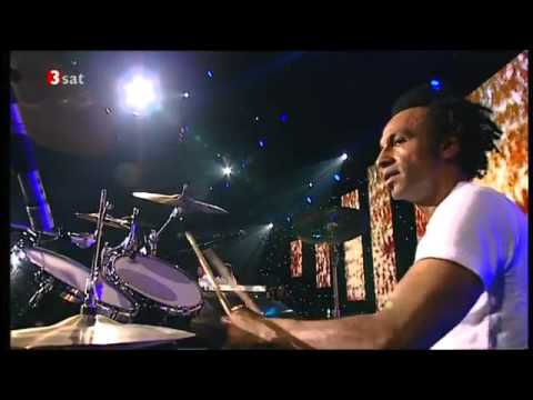 Peter Gabriel   Youssou N'Dour   Biko Live)   YouTube