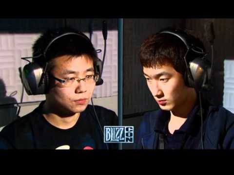 BlizzCon 2010 - Stacraft II - Loner (T) VS NEXGenius (P) Part 1/7