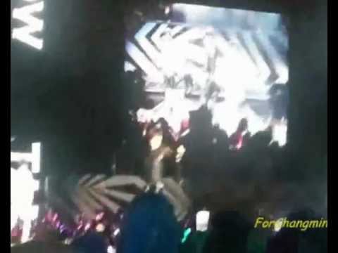 [FANCAM] 121125 Dance Battle [Yunho Cut] @ SMT Live In Bangkok