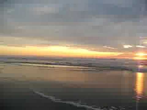 Jumana Thor Zainab on beach in SF Nov 18 2006