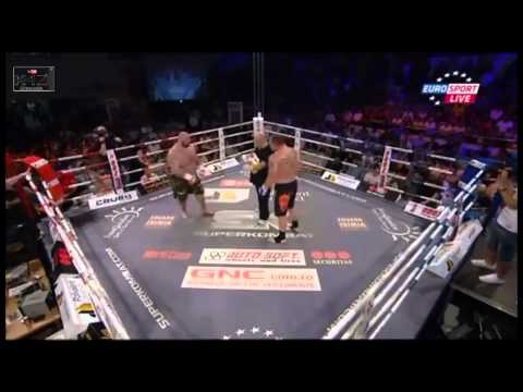 Alexandru Lungu  vs  Wiesław Kwaśniewski - SuperFight Cluj 12.05.2012