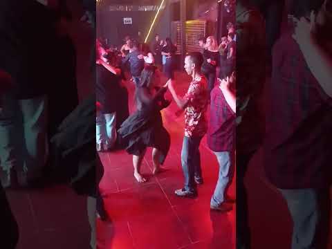 Evelise e Dorileo dançando na Lua morena Cuiabá