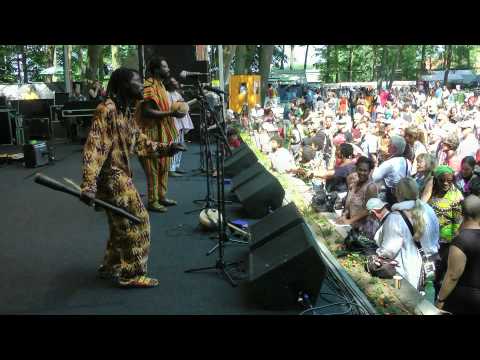 King Ayisoba & Band - 6 - LIVE at Afrikafestival Hertme 2013