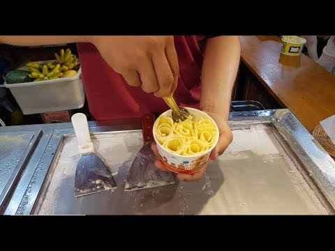 #021 - Pub Street Night Life - Making Ice Cream Roll Cambodian Street Food - Home Cooking Lifestyle