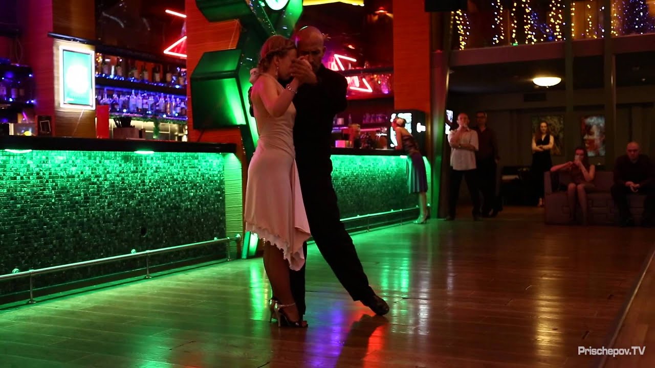 Cristian Henriquez Bravo and Ekaterina Koptelova, 1, 08.12.2013 Moscow, Russia