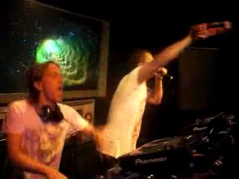 DIRTY VEGAS DJ SET @ CLUB NEO, RUSSIA, SEPT 09 1st