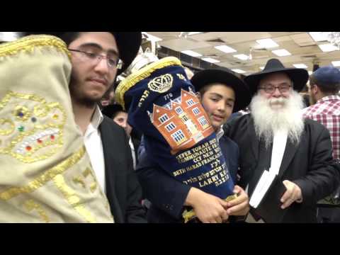 Completion of a Torah in Crown Heights