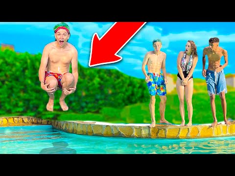 GARA DI TUFFI nella PISCINA sull'ISOLA DEGLI YOUTUBER🌊