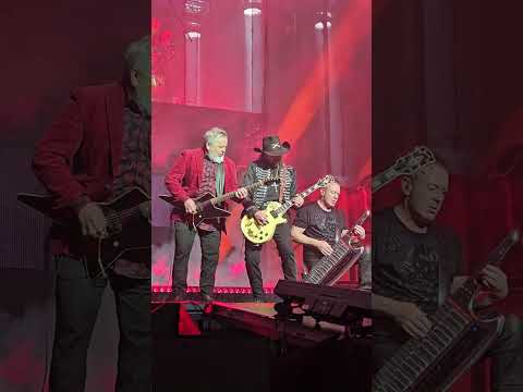 Lucie  - Krev a r'n'r  ( Ostrava, 8.11.2025 )