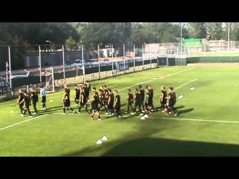 haagse sjonnie op de eerste trainning van ado denhaag