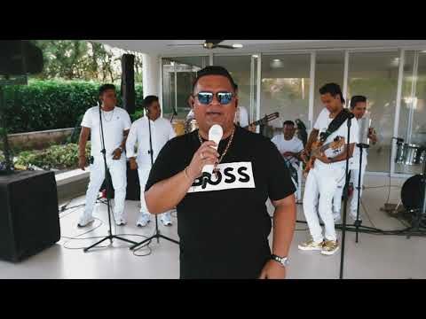 Si Puedes Perdonarme - Erick Escobar (En Vivo)