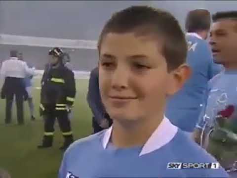 Maradona returns to Naples in 2005, the thrills of the San Paolo