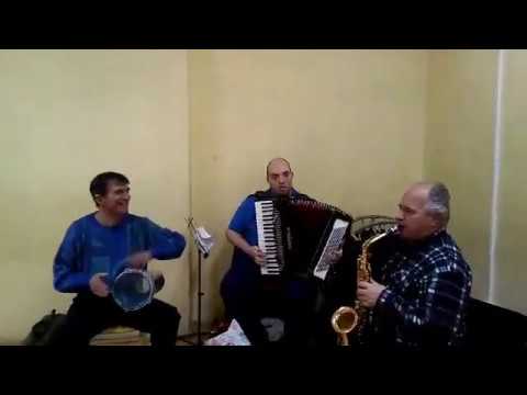 Nova Polomka Braća Vasilevski kolo svirao orkestar škole folklora Gavrilo Princip Zemun