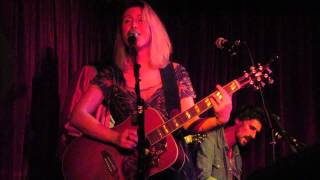 Lotte Mullan singing 'Valentine Song' live at the Green Note London