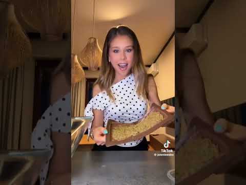 Jeleniewska robi Dubajską czekoladę #amizzającami #jeleniewska #tiktok #tiktokviral #czajnik#friendz